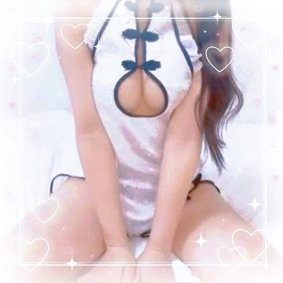 104🧡  気になる存在……