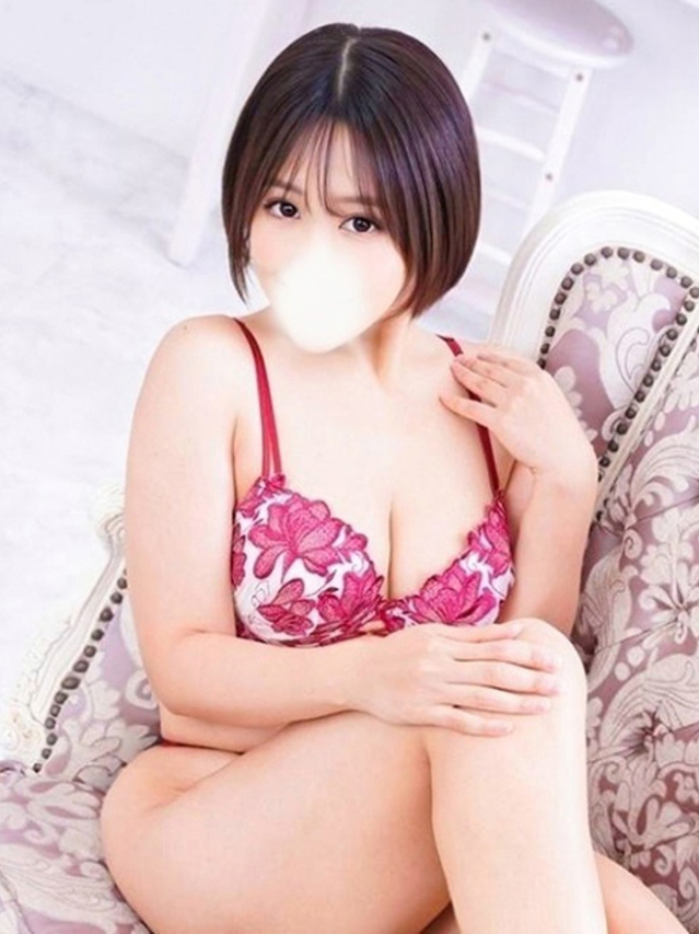 湊ちあき(池袋㊙エステフル勃起)