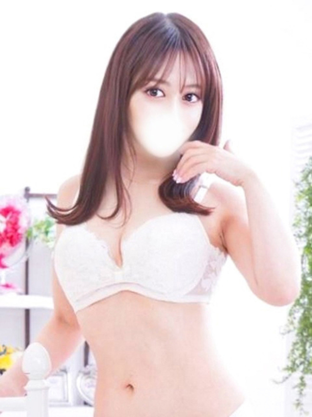 鶴岡ゆっこ（池袋㊙エステフル勃起）