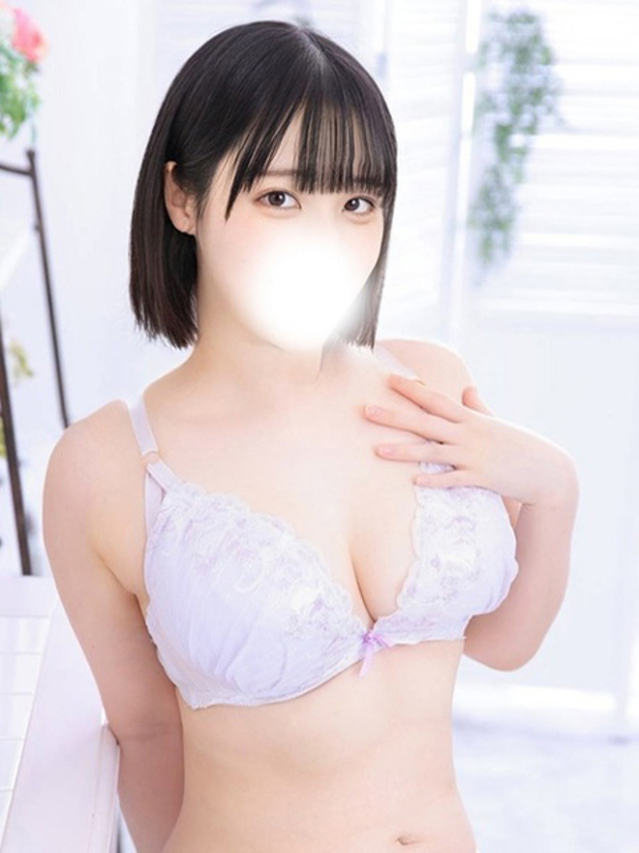 菊地ひなこ（池袋㊙エステフル勃起）