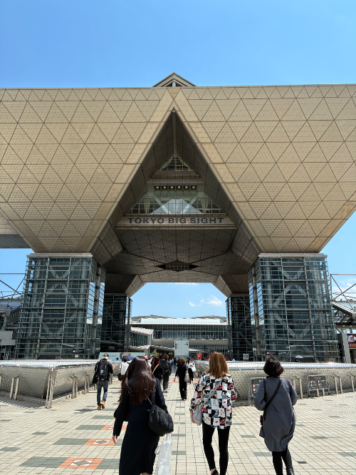 しばらく東京に居るはずのミコトです。