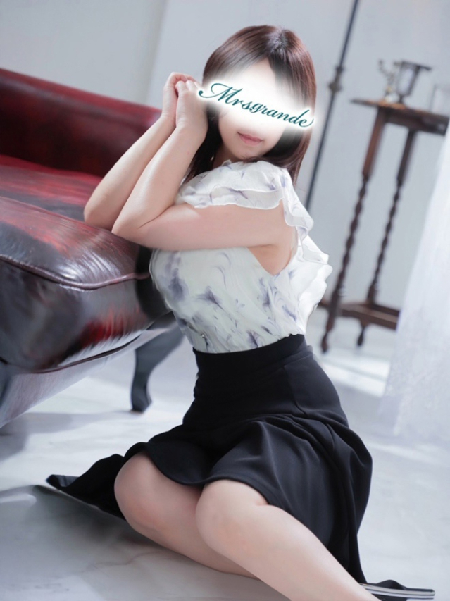 双葉(ふたば)(ミセス・グランデ)