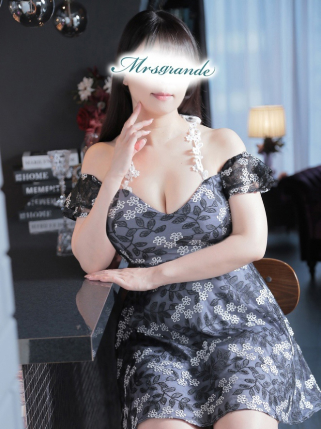 七瀬（ななせ）（ミセス・グランデ）