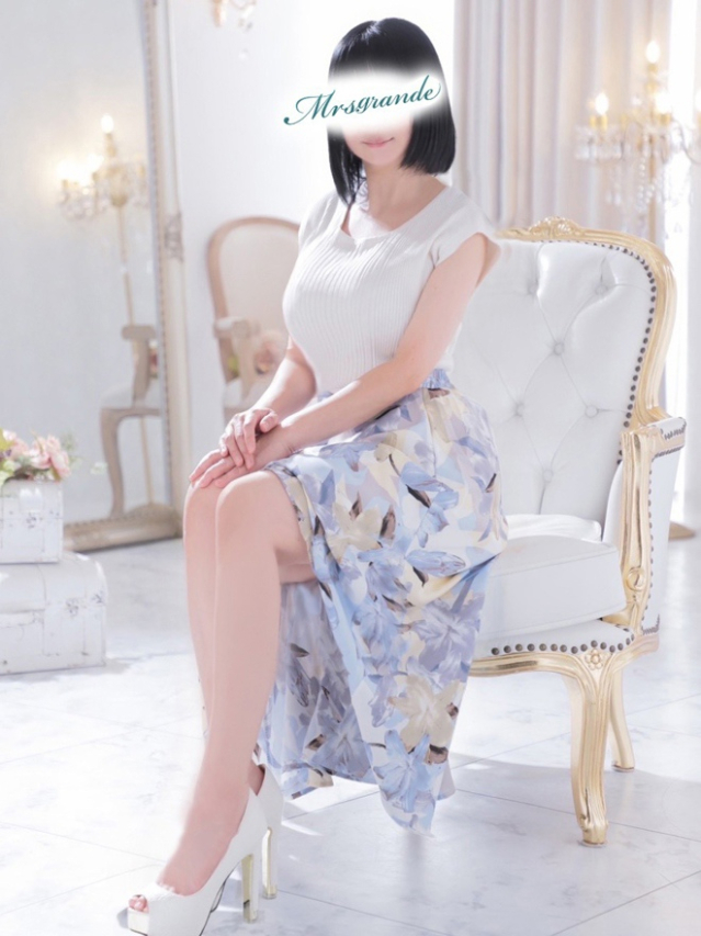 前田（まえだ）（ミセス・グランデ）