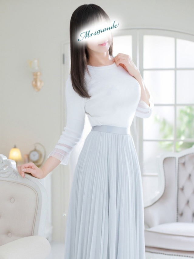 深津(ふかつ)(ミセス・グランデ)