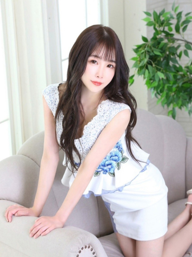 成美（なるみ）（ミセス・グランデ）