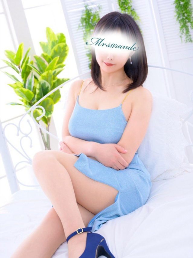 一色（いっしき）（ミセス・グランデ）