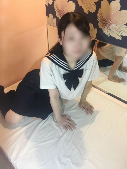 ちひろ（西川口マーメイド～人魚姫～）