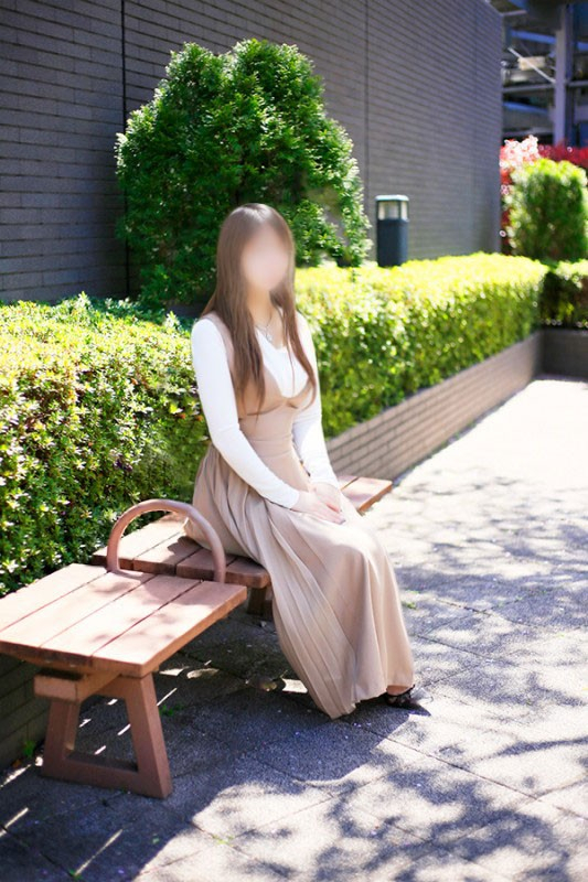 西嶋杏奈（こあくまな人妻・熟女たち　 西川口店（KOAKUMAグループ））
