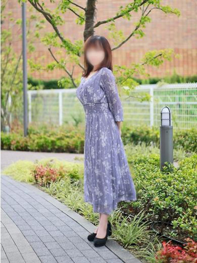 石塚 りこ（こあくまな人妻・熟女たち　 西川口店（KOAKUMAグループ））