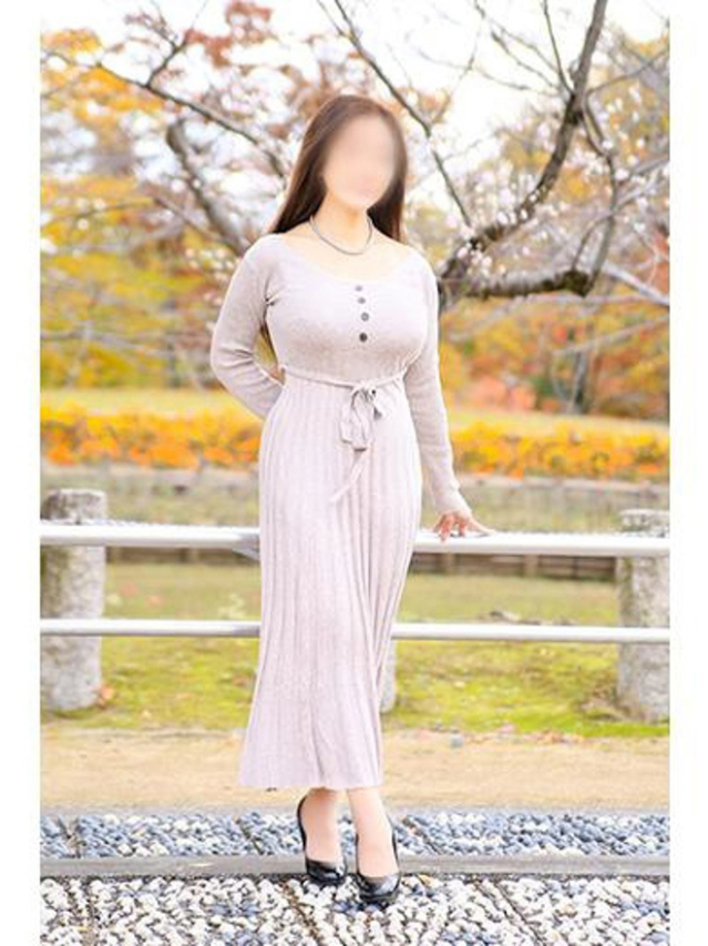 白鳥 真理（こあくまな人妻・熟女たち　 西川口店（KOAKUMAグループ））