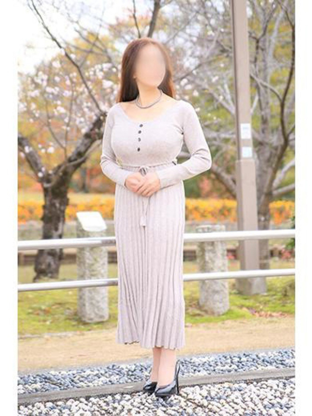 白鳥 真理（こあくまな人妻・熟女たち　 西川口店（KOAKUMAグループ））