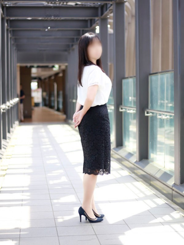 小泉めい（こあくまな熟女たち西川口店(KOAKUMAグループ)）