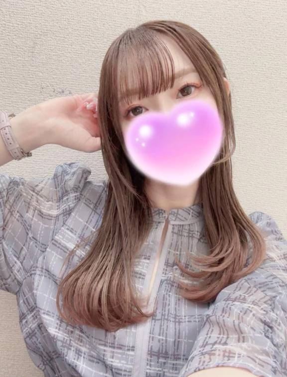 明日は出勤です😸❕