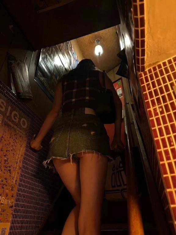 尻チラ…🍑？