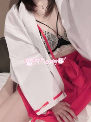 巫女さんになっちゃいました