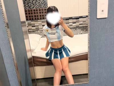 みにみに