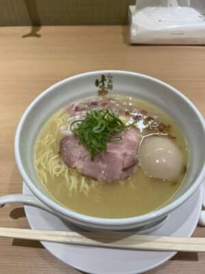 ラーメン食べちゃいました??