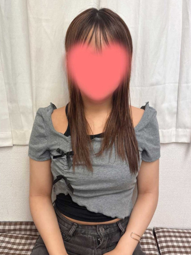 にな(クンニ専門店おクンニ学園池袋校)