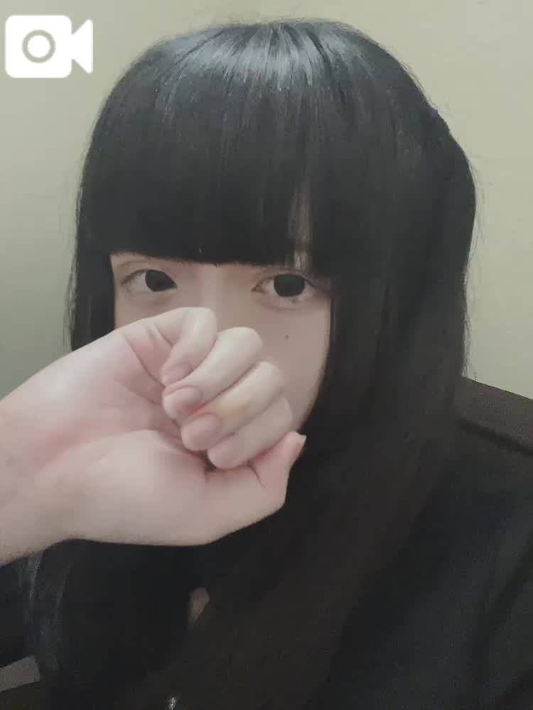 初めての自撮り動画📸💘