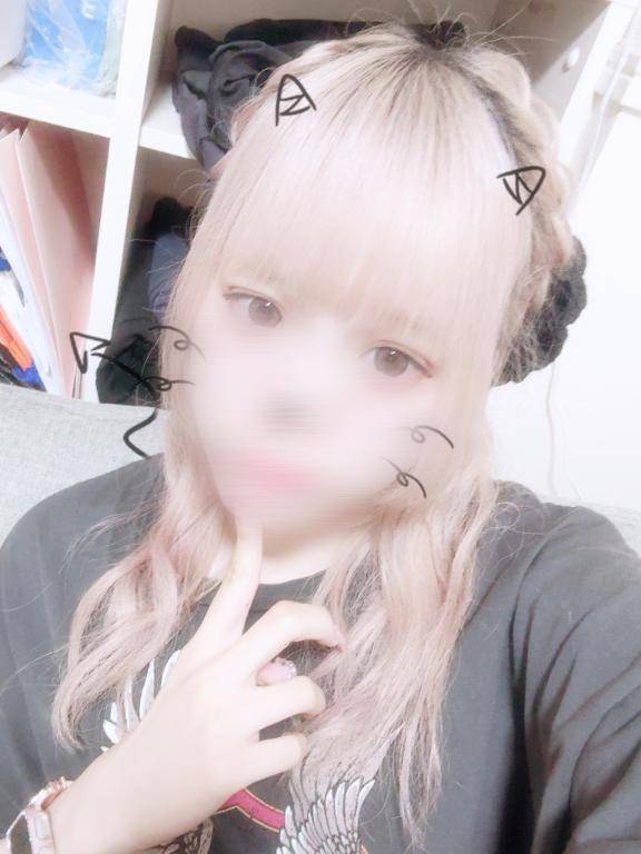 (*ｐω-)｡O゜