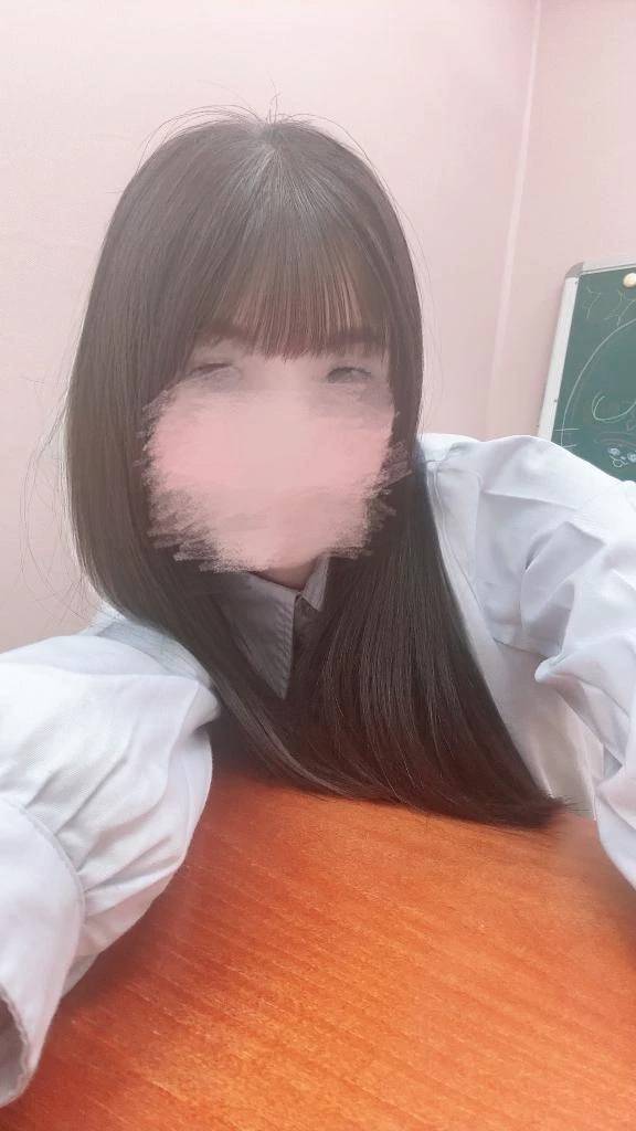 本日17時半から居ます♥︎🎀ᩙ