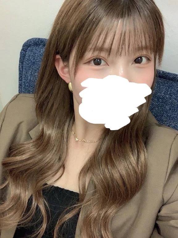 出勤しました❣️12時〜ぜひ会いに来てください🥰