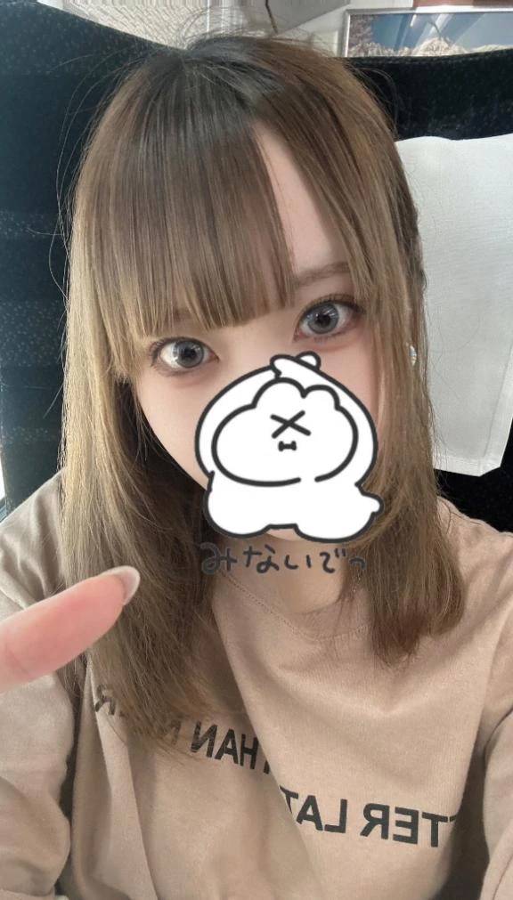 おはようございます☀️向かってます🚃