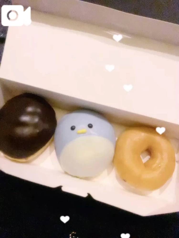 どーなつ食べる🍩