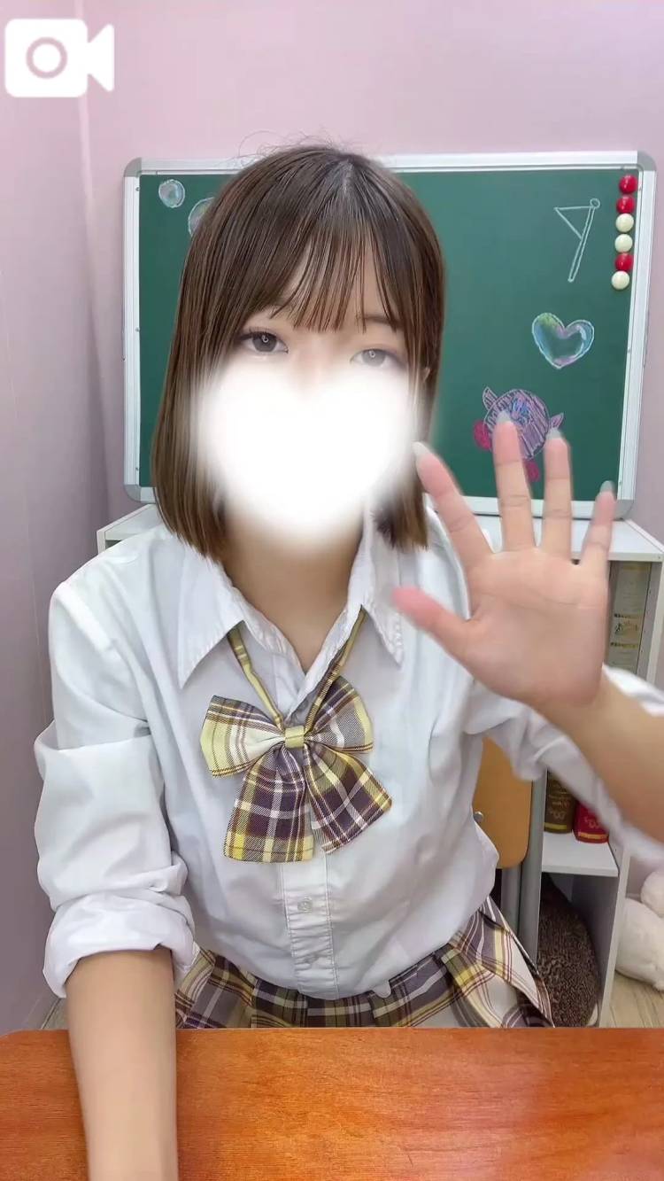 なゆ(学園collection)