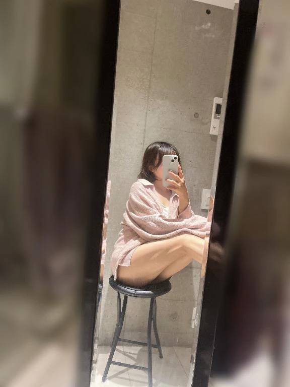 昨日のA様ありがとう💐私服写メ