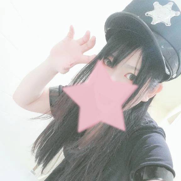 お菓子をくれてもイタズラするゾ