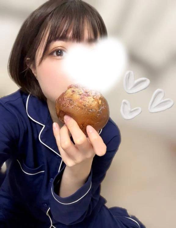 (  ˙꒳​˙(   ))ﾓｸﾞﾓｸﾞ