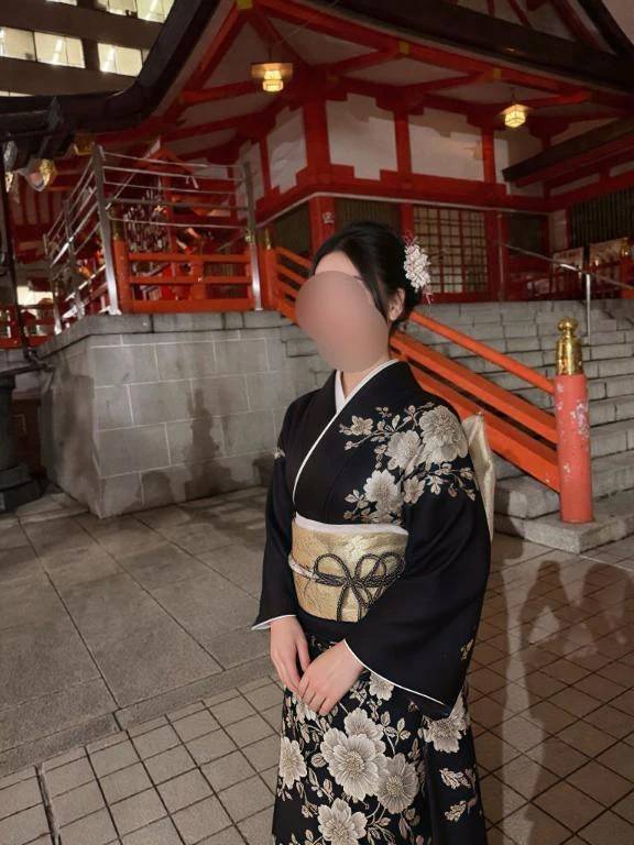 珍しく