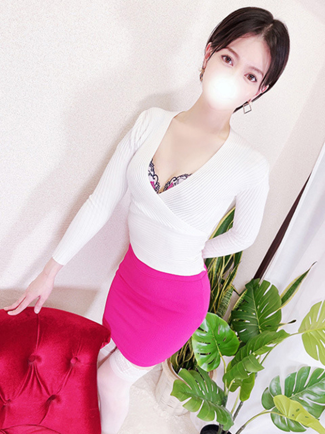 浅見なな（大人のエッチなエステ）