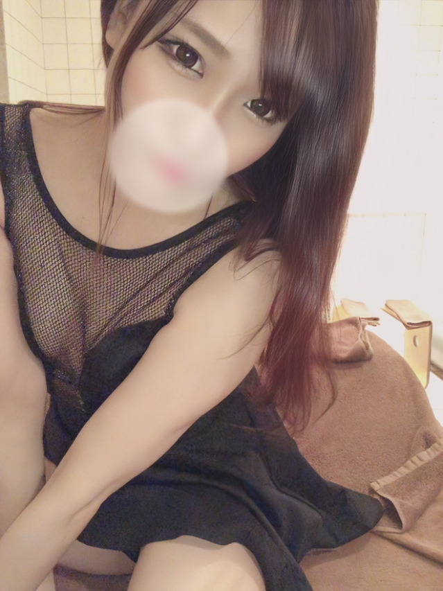 樽井かなみ(大人のエッチなエステ)
