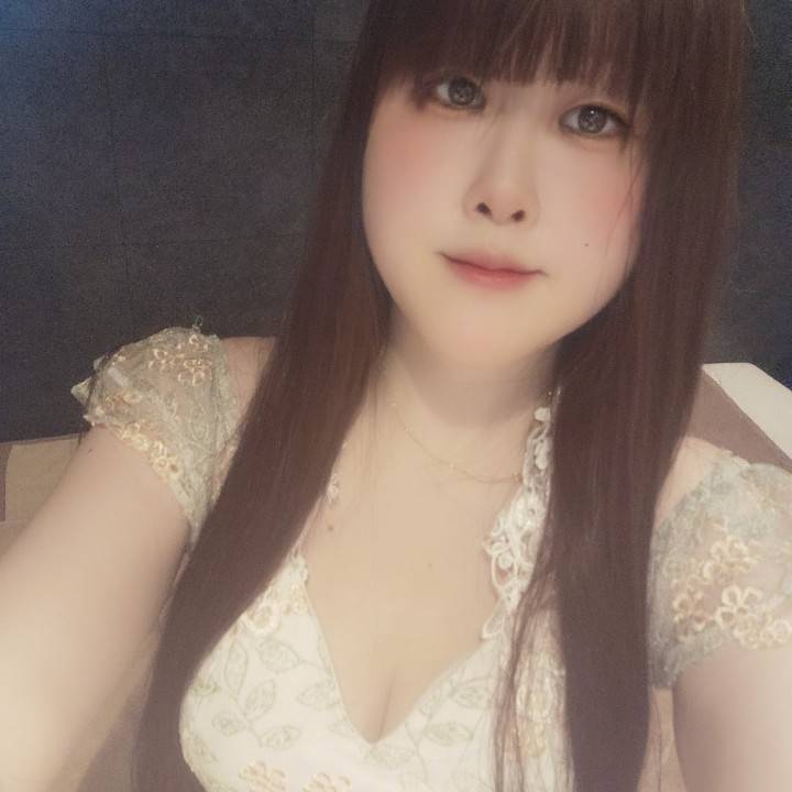 待ってるー_ (   _ ' ω ' ) _