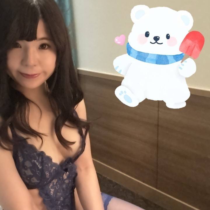 モグモグ?