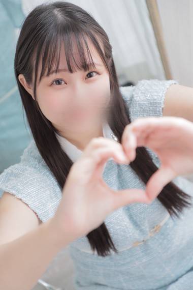 はじめまして！しゅりなです♡