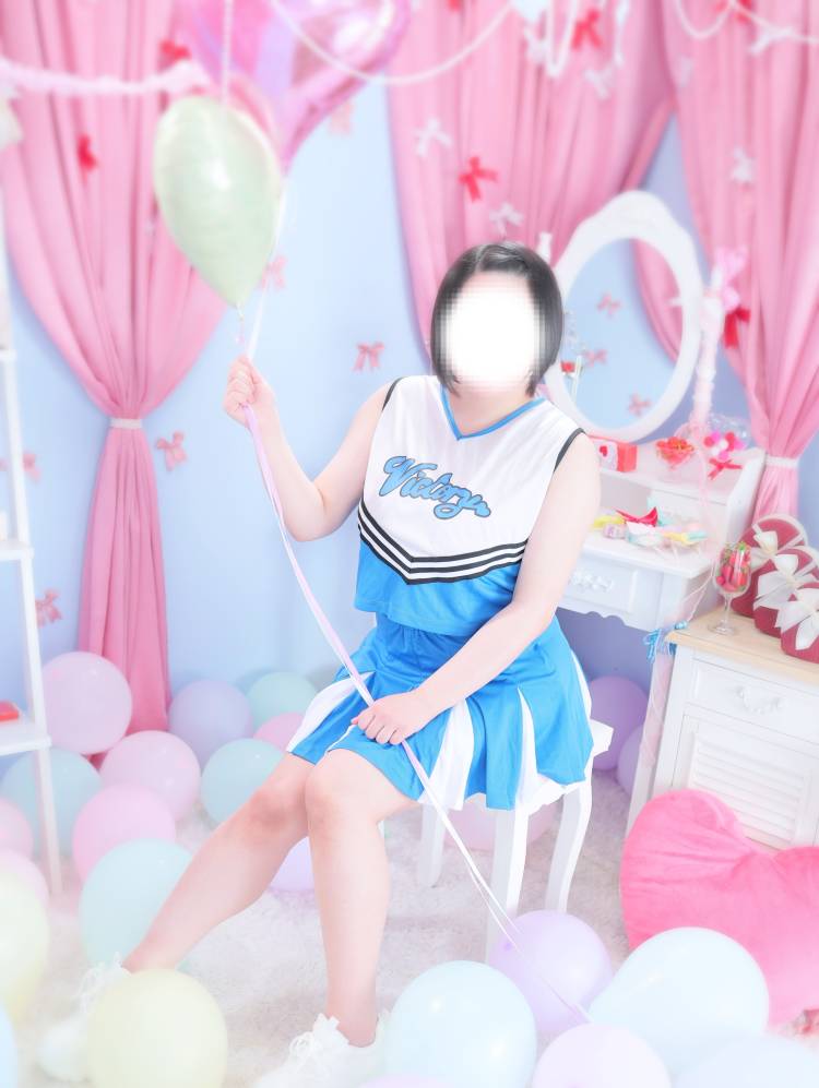 今日からコスプレだよ👗