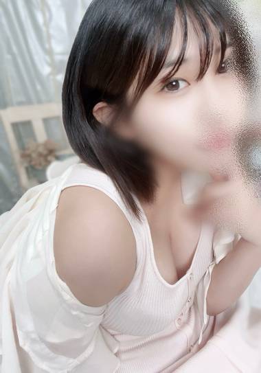 今日の髪型、人生で初めてしたの😳