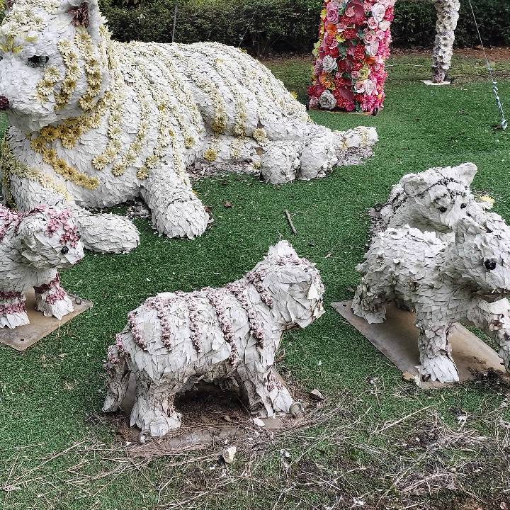 しばらくおやすみになります