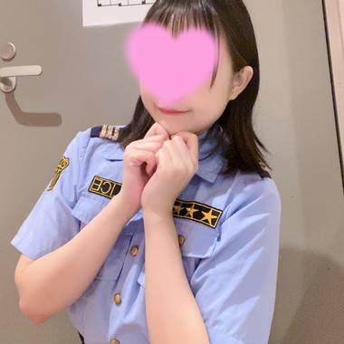 逮捕されたい人〜？🙋🏻👮