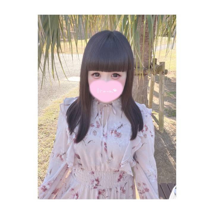 🌼 三連休まで､いい子で待ってるね🥺︎︎︎︎‎🤍