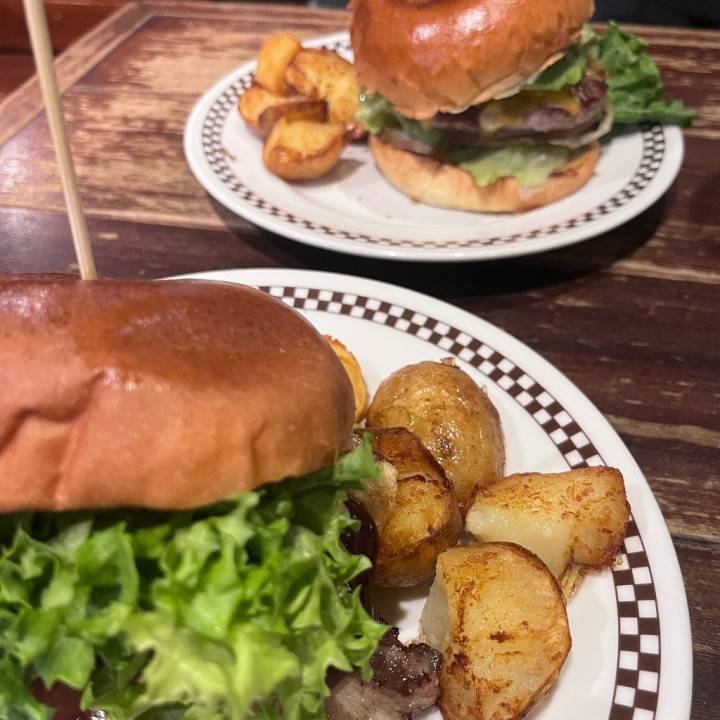 すみませんんんん｡ﾟ(ﾟ´ω`ﾟ)ﾟ｡