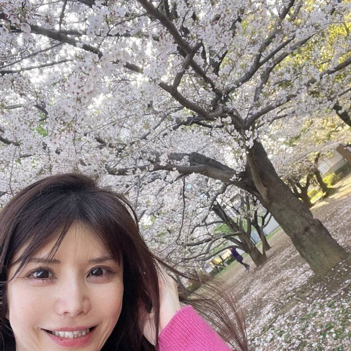 明日、ちょっとだけ会いたいな…🤍