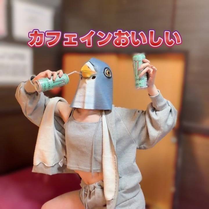 | ω👁️ ) みてるよ