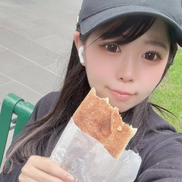 「光は闇の中に輝いている。闇はこれに打ち勝たなかった。」