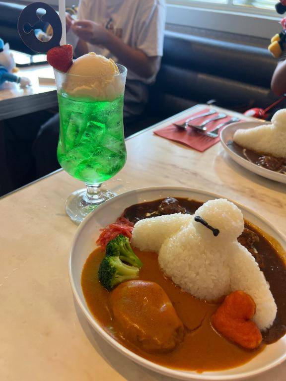 本指名　T様…?