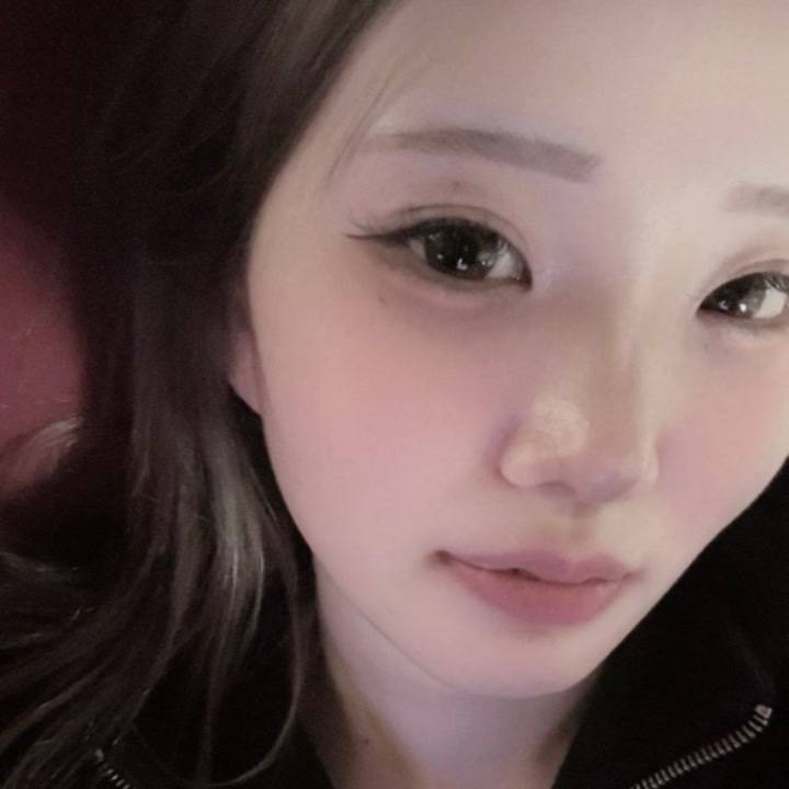 明日待ってるねん🥰